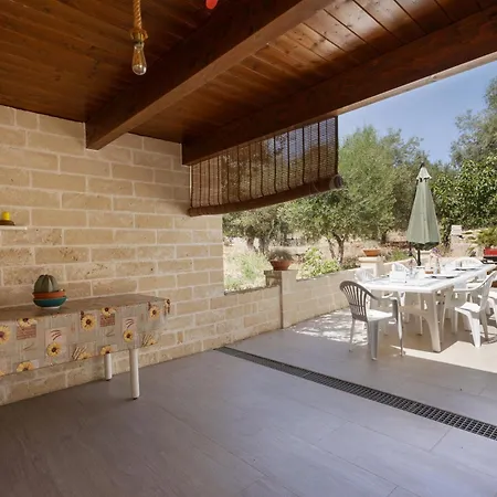 Bed and breakfast Wepuglia La Maison-d Padresergio